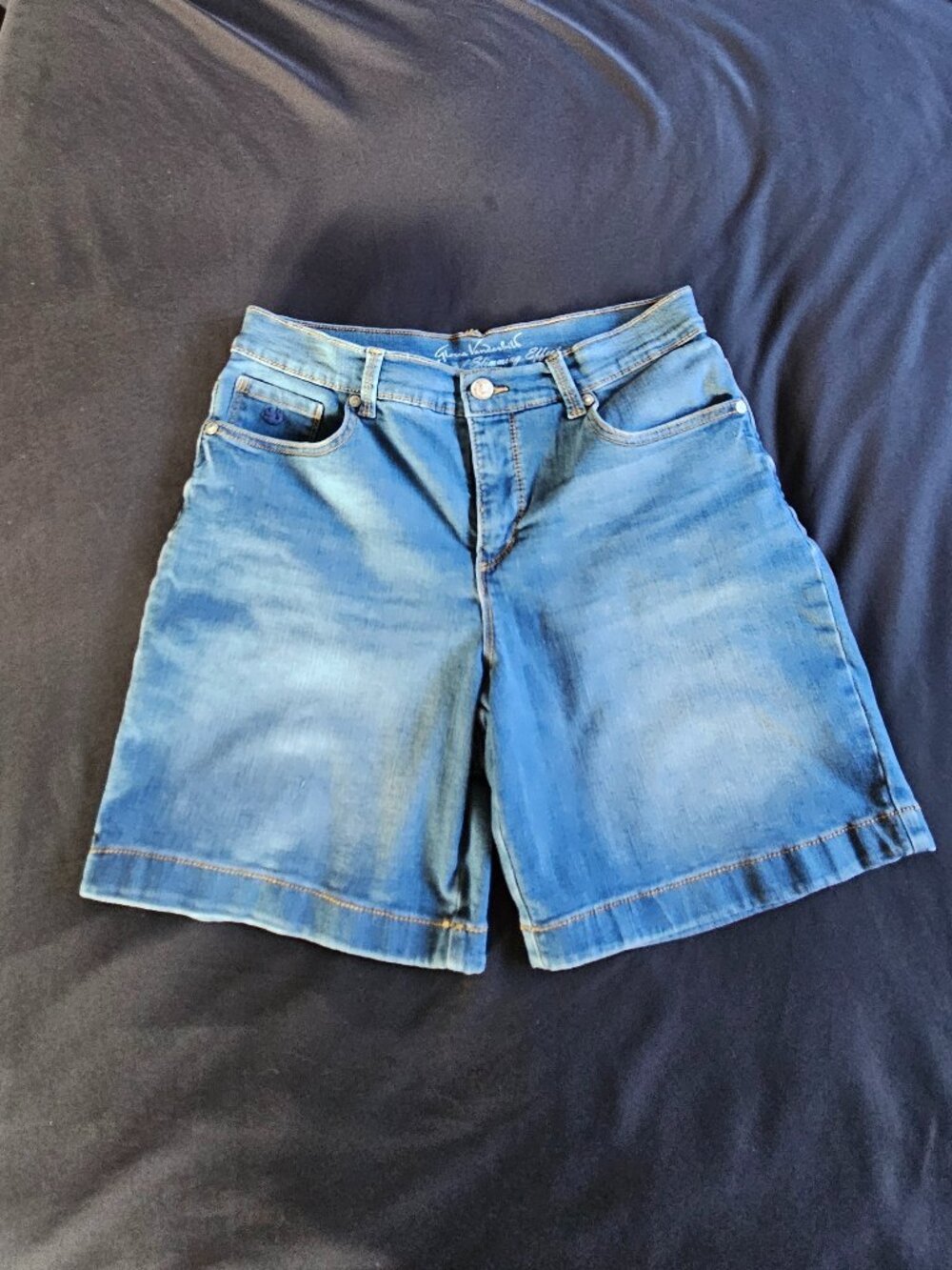 long length Gloria Vanderbilt Amanda denim shorts